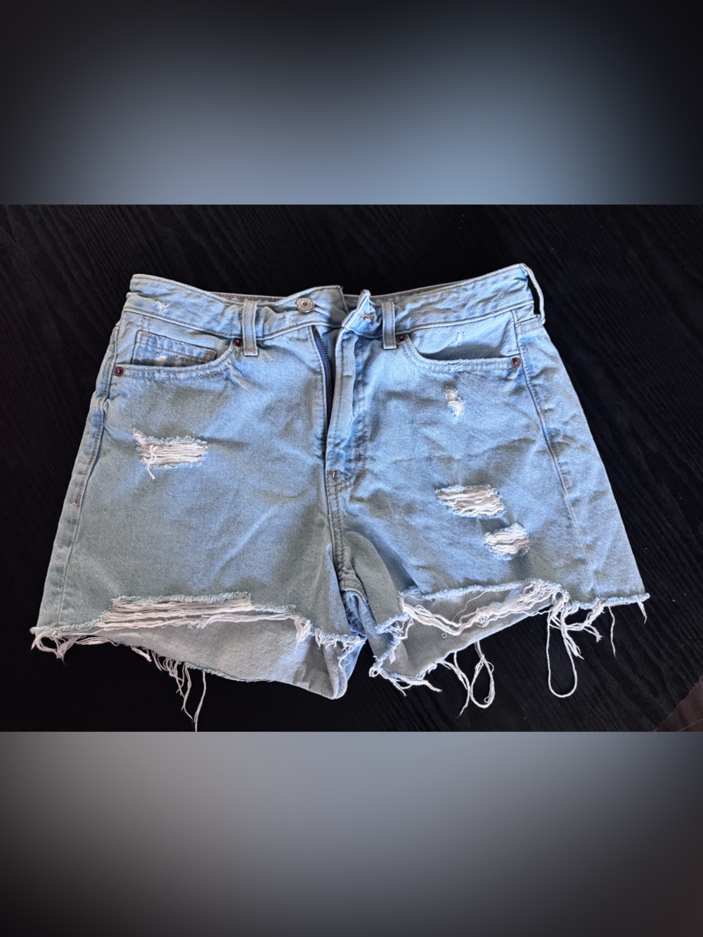 Old Navy High-Rise Light Blue Denim Cutoff Shorts Size 8